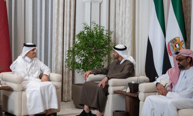 UAE President Hosts Qatari Prime Minister Amid Strengthening Ties UAE President Hosts Qatari Prime Minister Amid Strengthening Ties