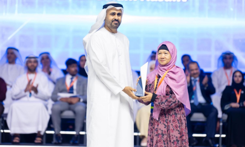 Dh100,000 Awarded to Maid for 25 Years of Service in UAE Dh100,000 Awarded to Maid for 25 Years of Service in UAE