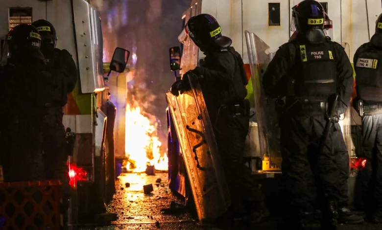 Northern Ireland Towns Erupt in Anti-Immigration Protests, Dozens Arrested Northern Ireland Towns Erupt in Anti-Immigration Protests, Dozens Arrested